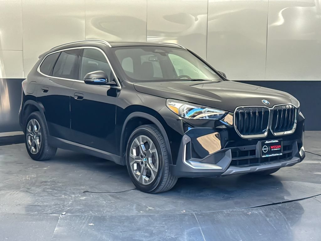 Used 2023 BMW X1 xDrive28i w/ Convenience Package AWD/4WD image 1