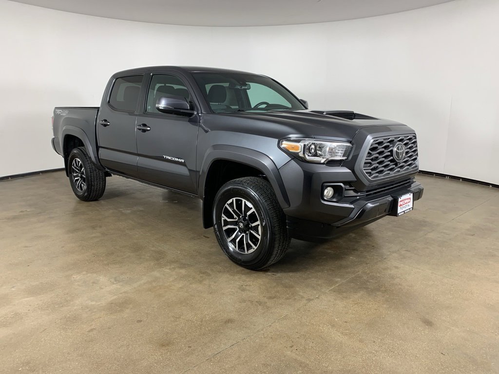 Used 2023 Toyota Tacoma TRD Sport w/ Advanced Technology Package image 5
