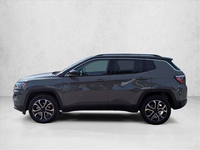 Used 2022 Jeep Compass Limited AWD/4WD image 9