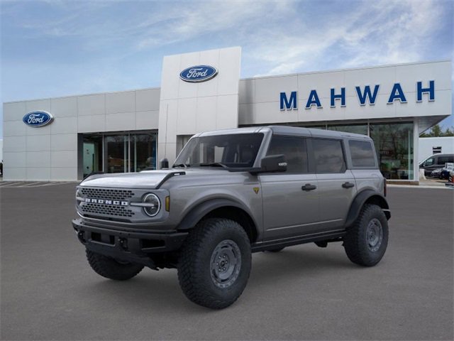 New 2025 Ford Bronco Badlands image 1
