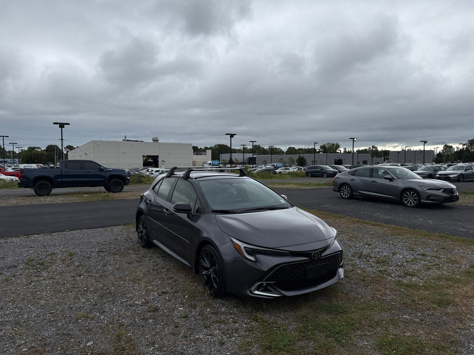 Used 2025 Toyota Corolla XSE FWD image 7