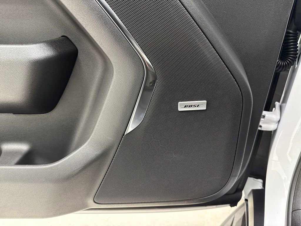 New 2026 GMC Yukon XL Elevation image 22