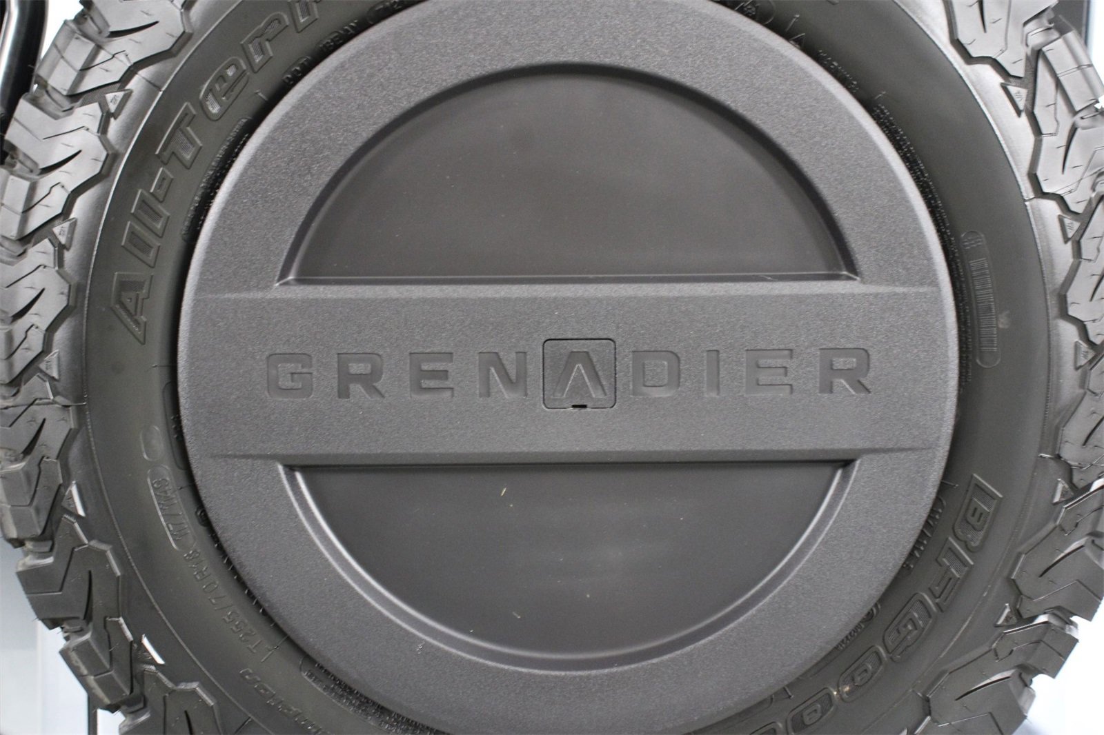 Used 2024 INEOS Grenadier Fieldmaster Edition image 19