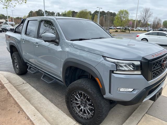 Used 2023 Nissan Frontier PRO-4X w/ Pro-4X Premium Package image 3