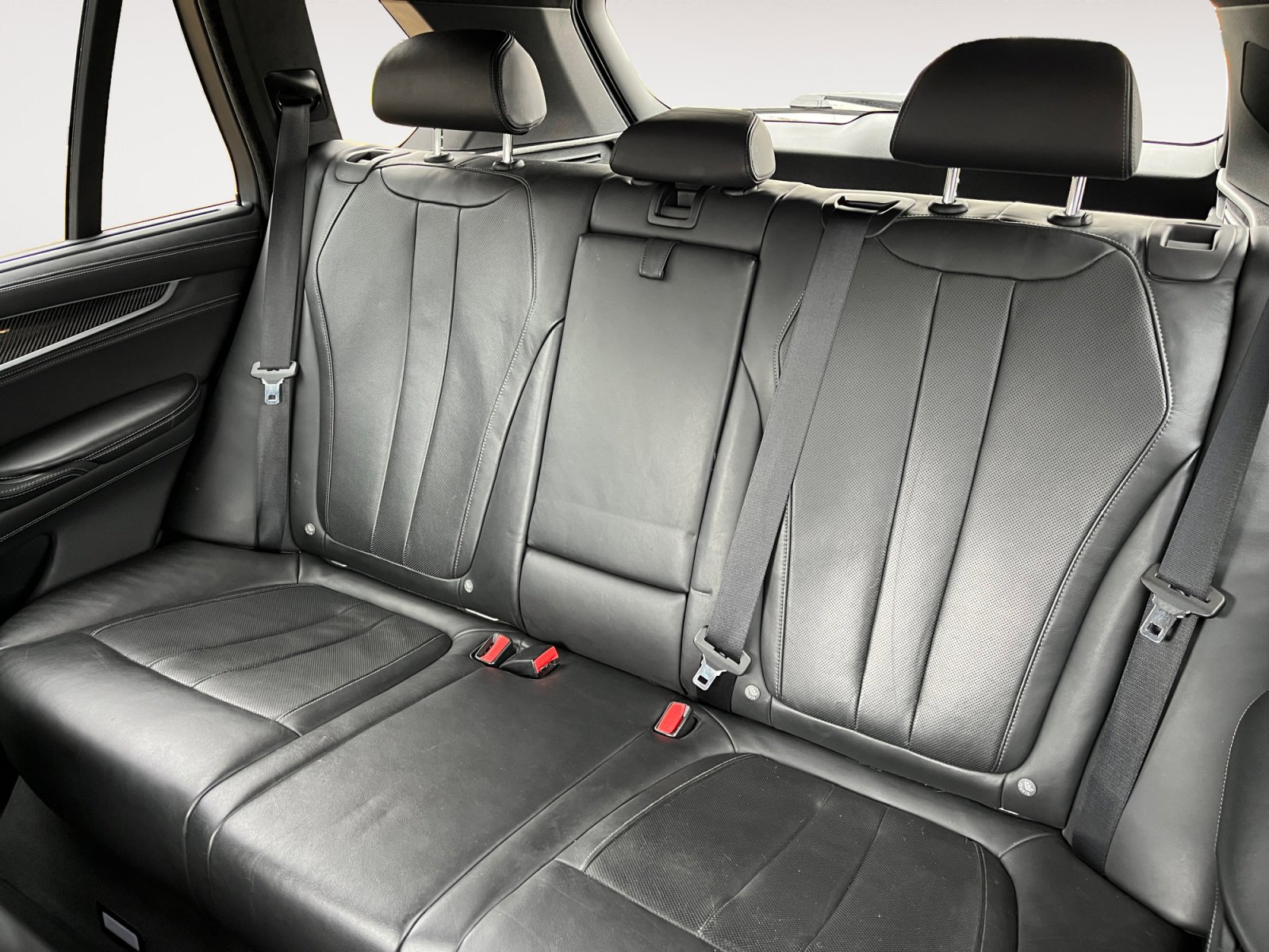 Used 2018 BMW X5 M w/ Executive Package image 15