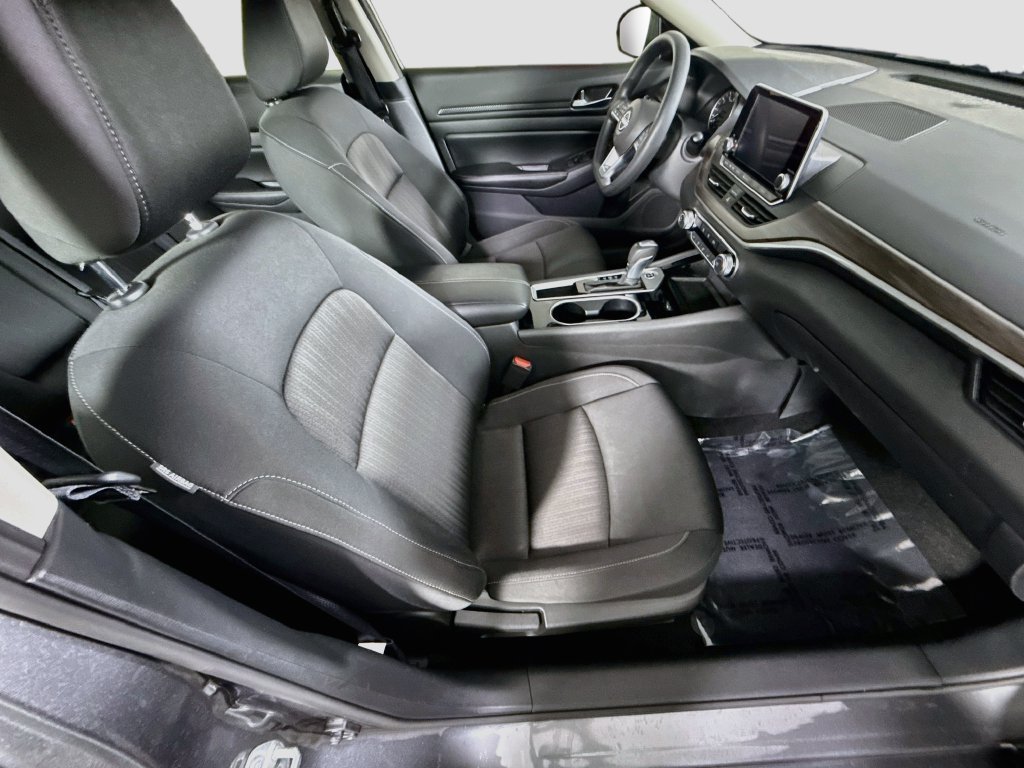 Certified 2024 Nissan Altima 2.5 SV FWD image 29