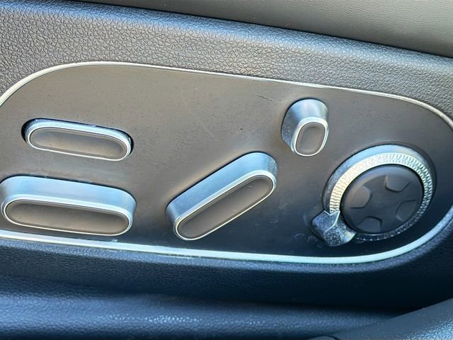 Used 2025 Genesis G90 3.5T image 25