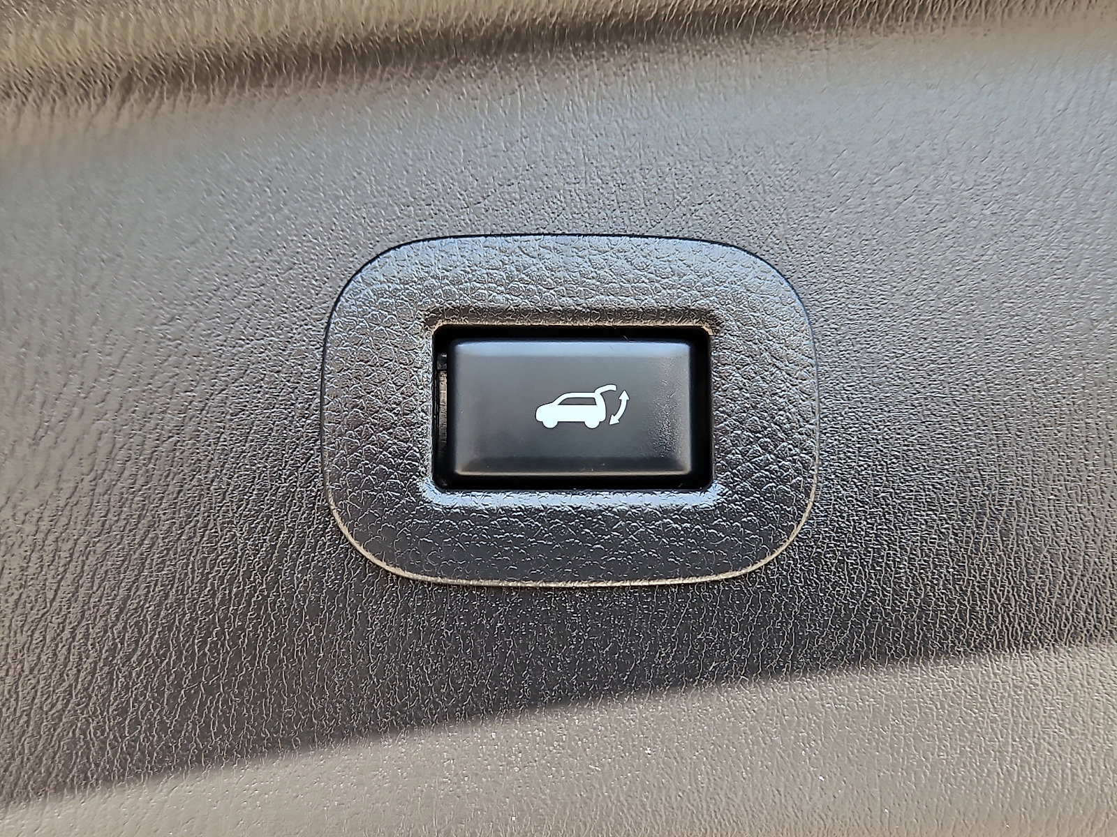 Used 2024 INFINITI QX80 Luxe image 7