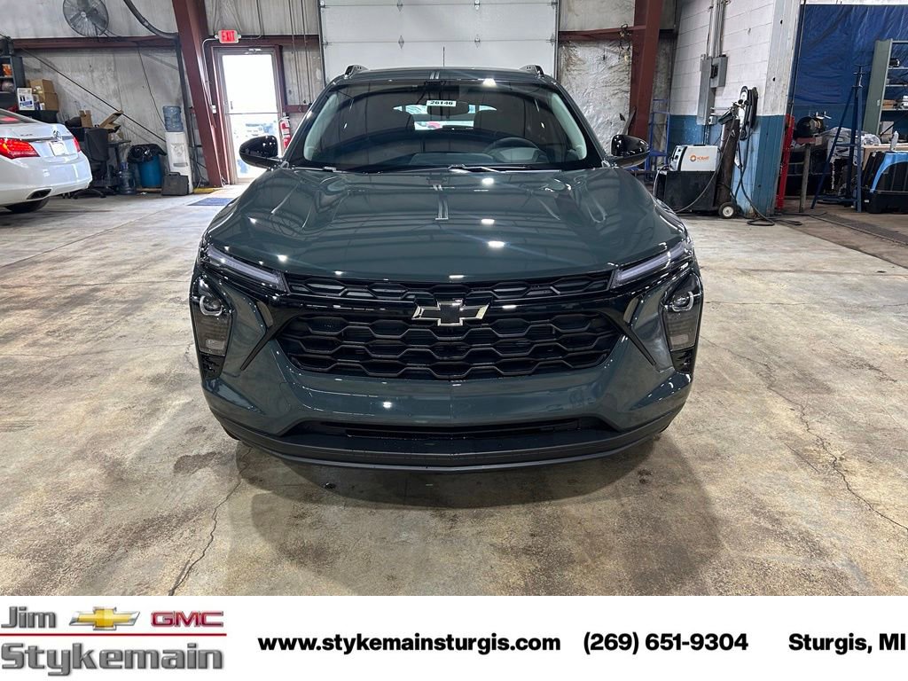 New 2026 Chevrolet Trax LT w/ Sunroof Package FWD image 12