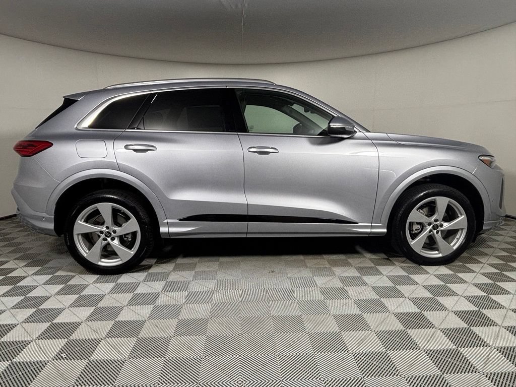 New 2026 Audi Q5 Premium Plus AWD/4WD image 7