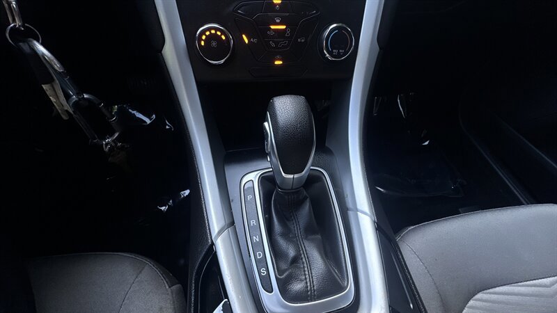Used 2016 Ford Fusion S FWD image 17