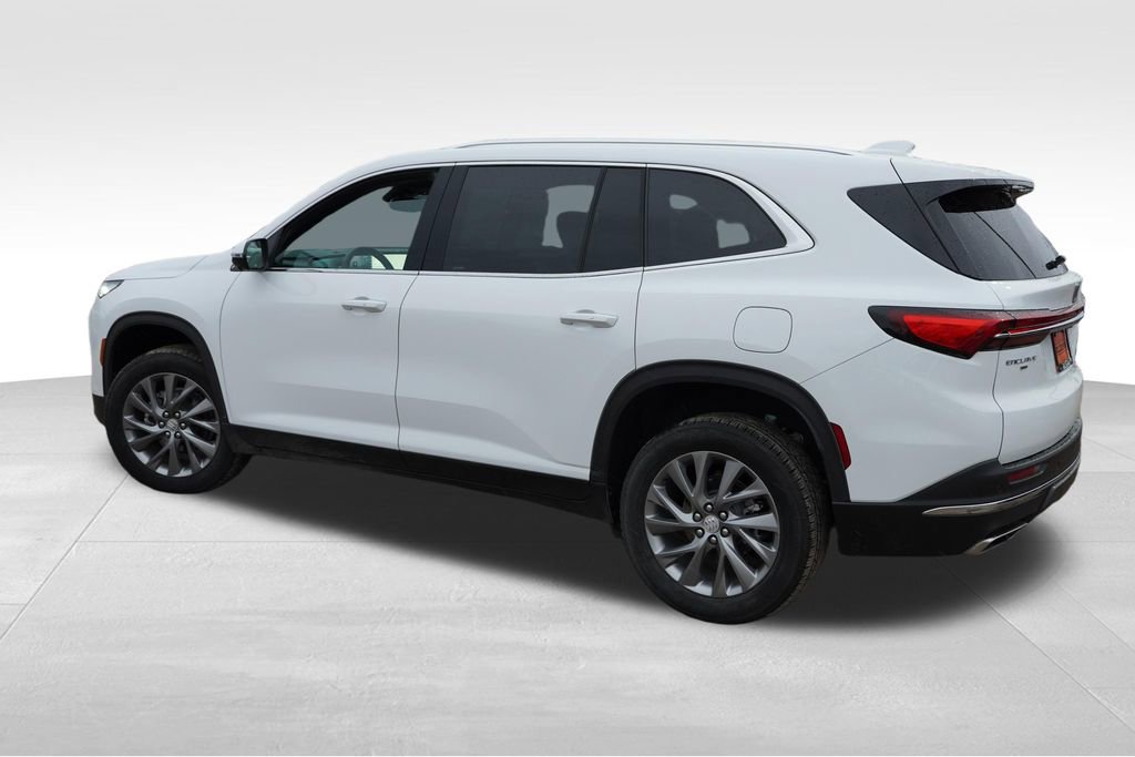 Certified 2025 Buick Enclave Preferred image 8
