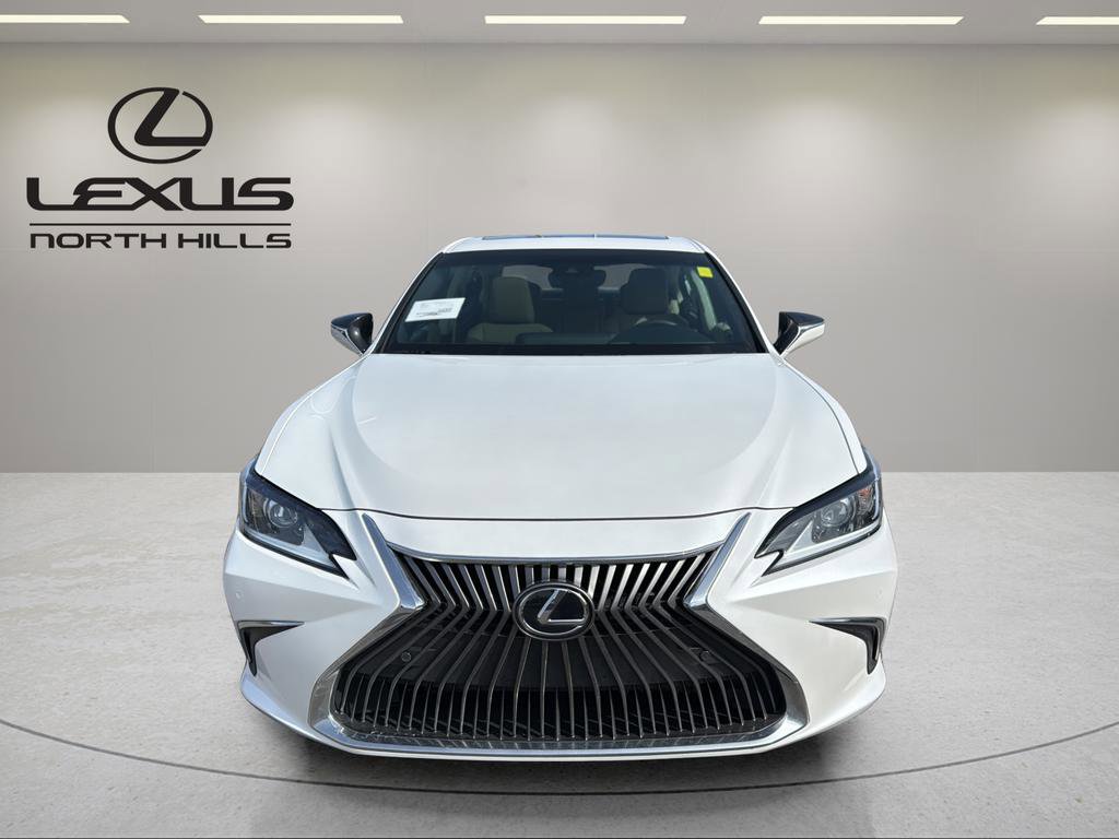 Used 2019 Lexus ES 350 w/ Premium Package FWD image 2