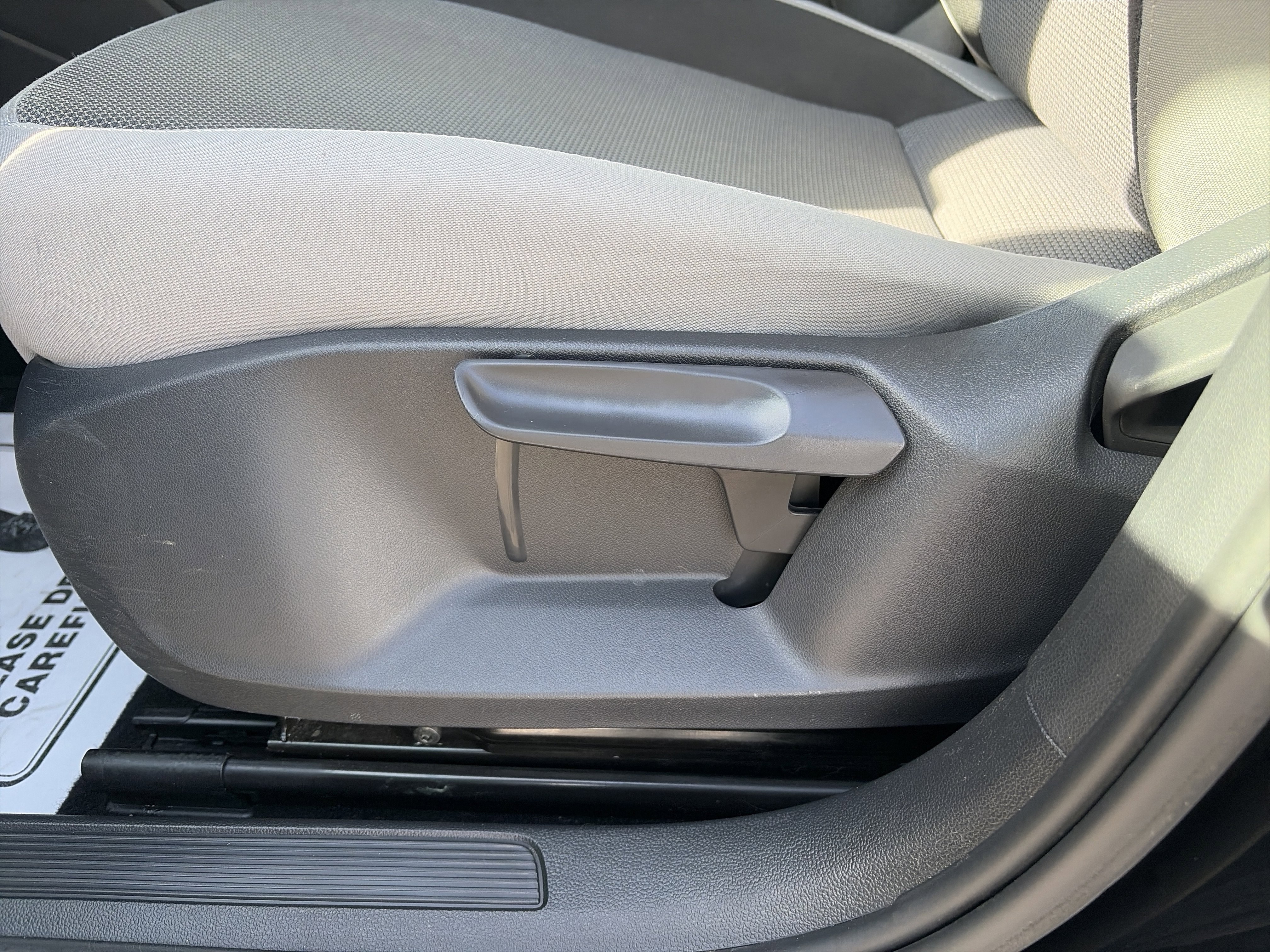 Certified 2022 Volkswagen Taos S image 18