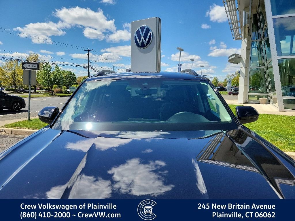 Used 2024 Volkswagen Atlas SE AWD/4WD image 24