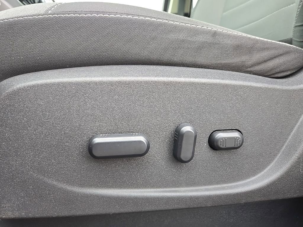Used 2016 Ford Escape SE AWD/4WD image 28
