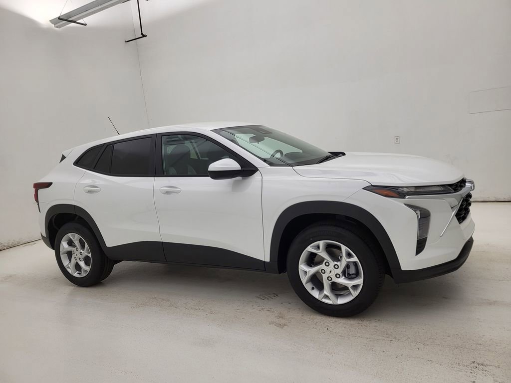 New 2026 Chevrolet Trax LS