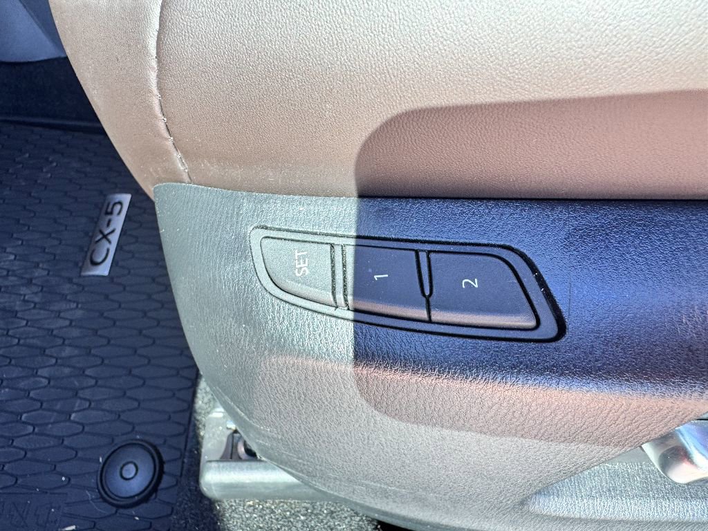 Certified 2025 MAZDA CX-5 Signature image 17