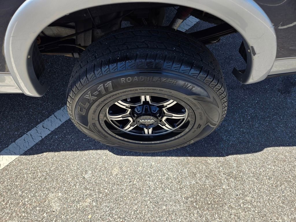 Used 2003 Ford F150 Lariat AWD/4WD image 12