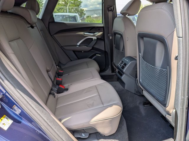 Certified 2025 Audi Q5 Premium w/ Convenience Package AWD/4WD image 23