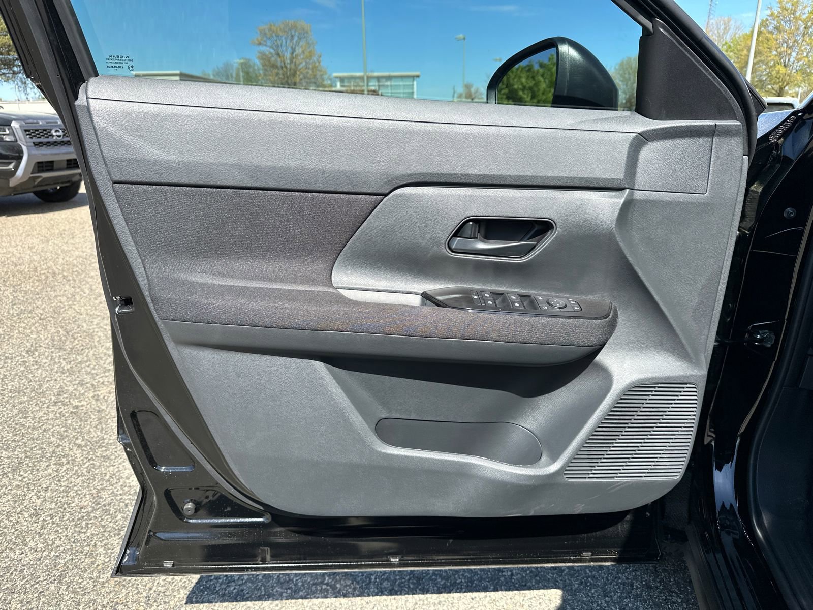 New 2026 Nissan Kicks S image 8