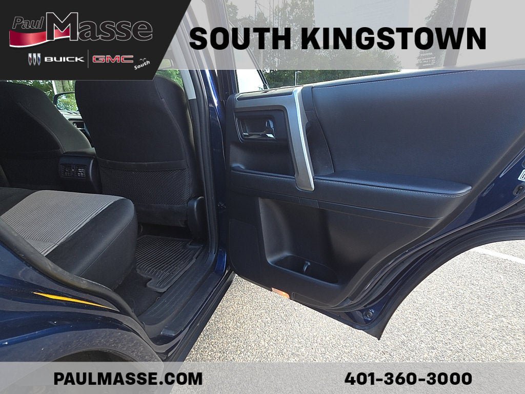 Used 2022 Toyota 4Runner SR5 AWD/4WD image 24