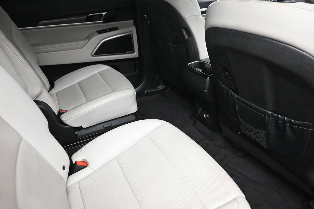 Used 2023 Kia Telluride S w/ S Sunroof Package FWD image 8