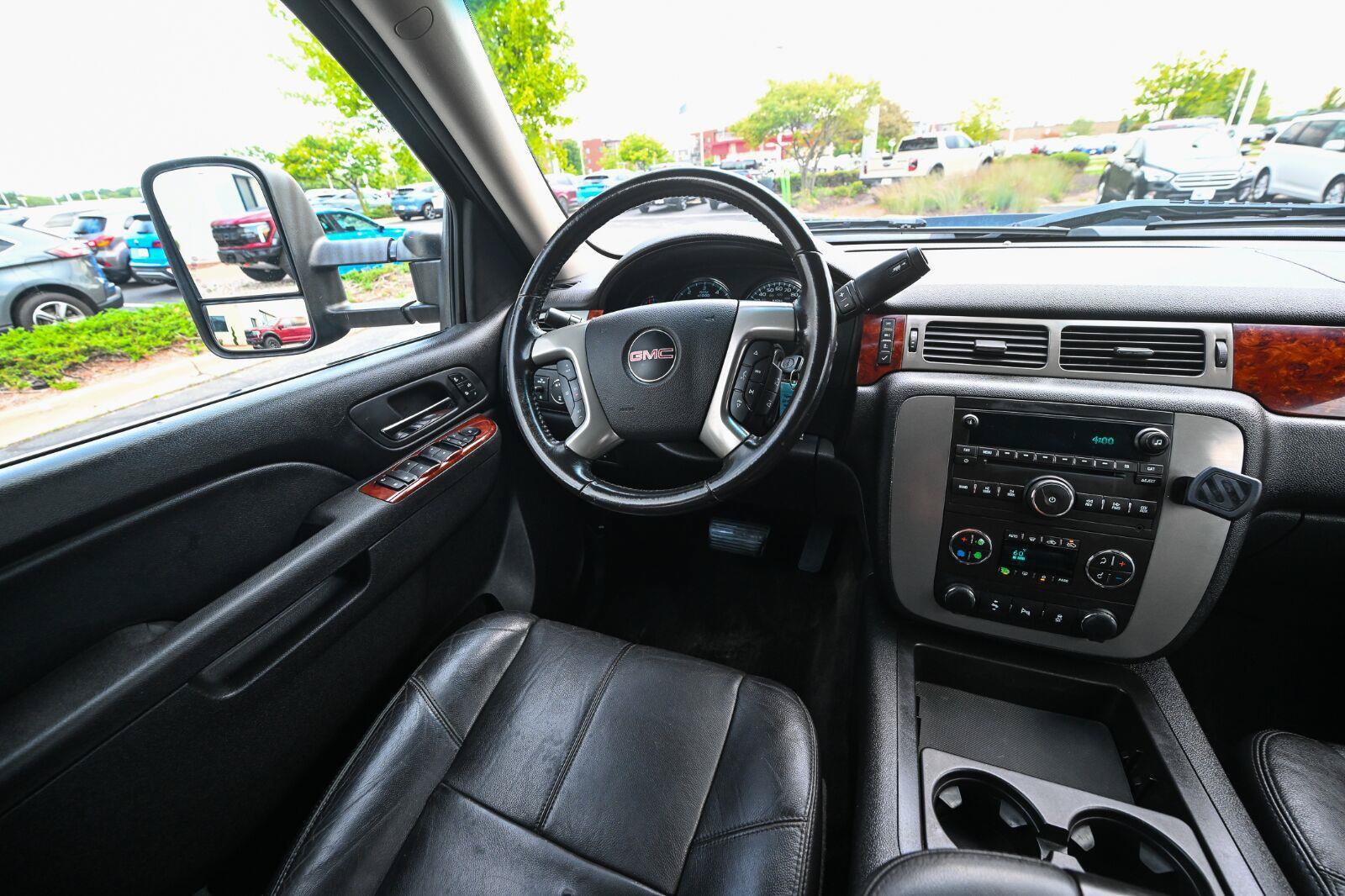 Used 2013 GMC Sierra 2500 SLT w/ SLT Convenience Package AWD/4WD image 31