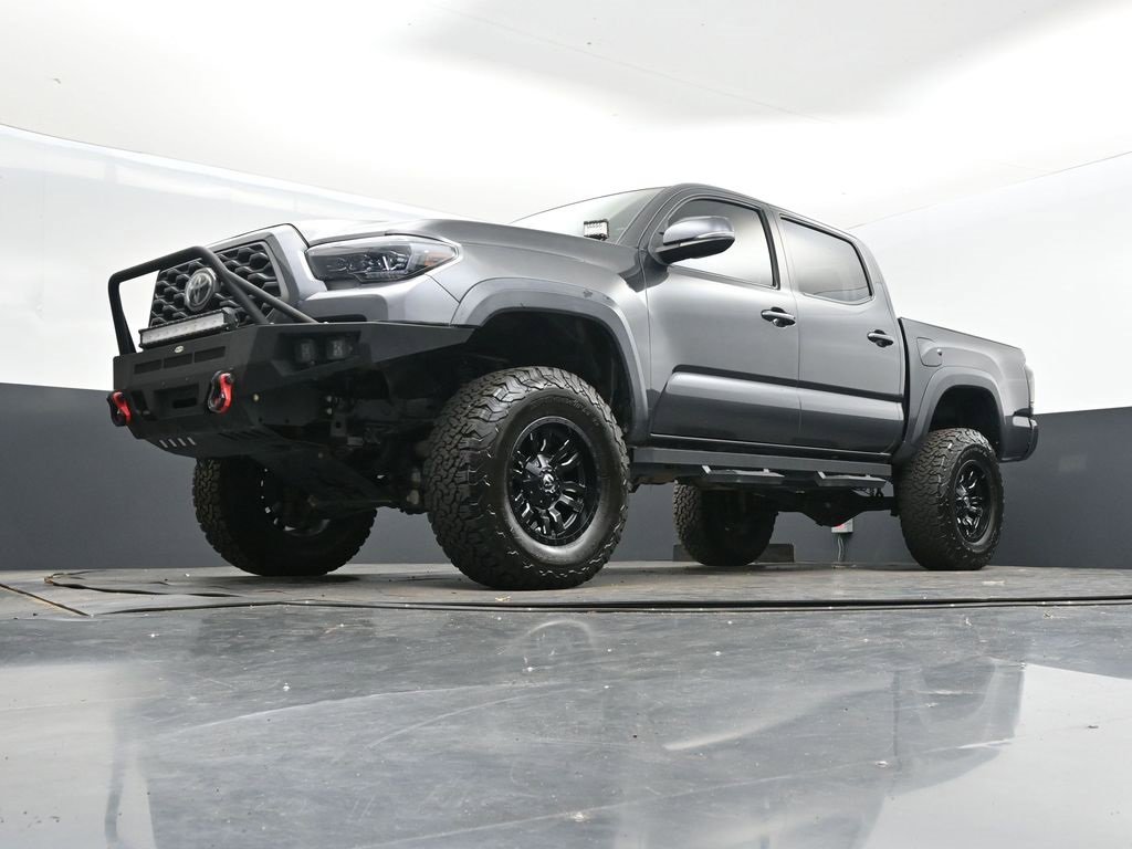 Used 2020 Toyota Tacoma TRD Off-Road image 37