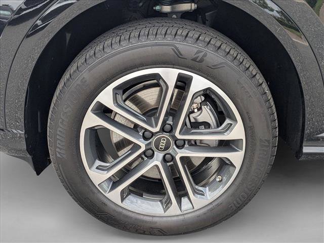 Certified 2025 Audi Q5 Premium w/ Convenience Package image 22