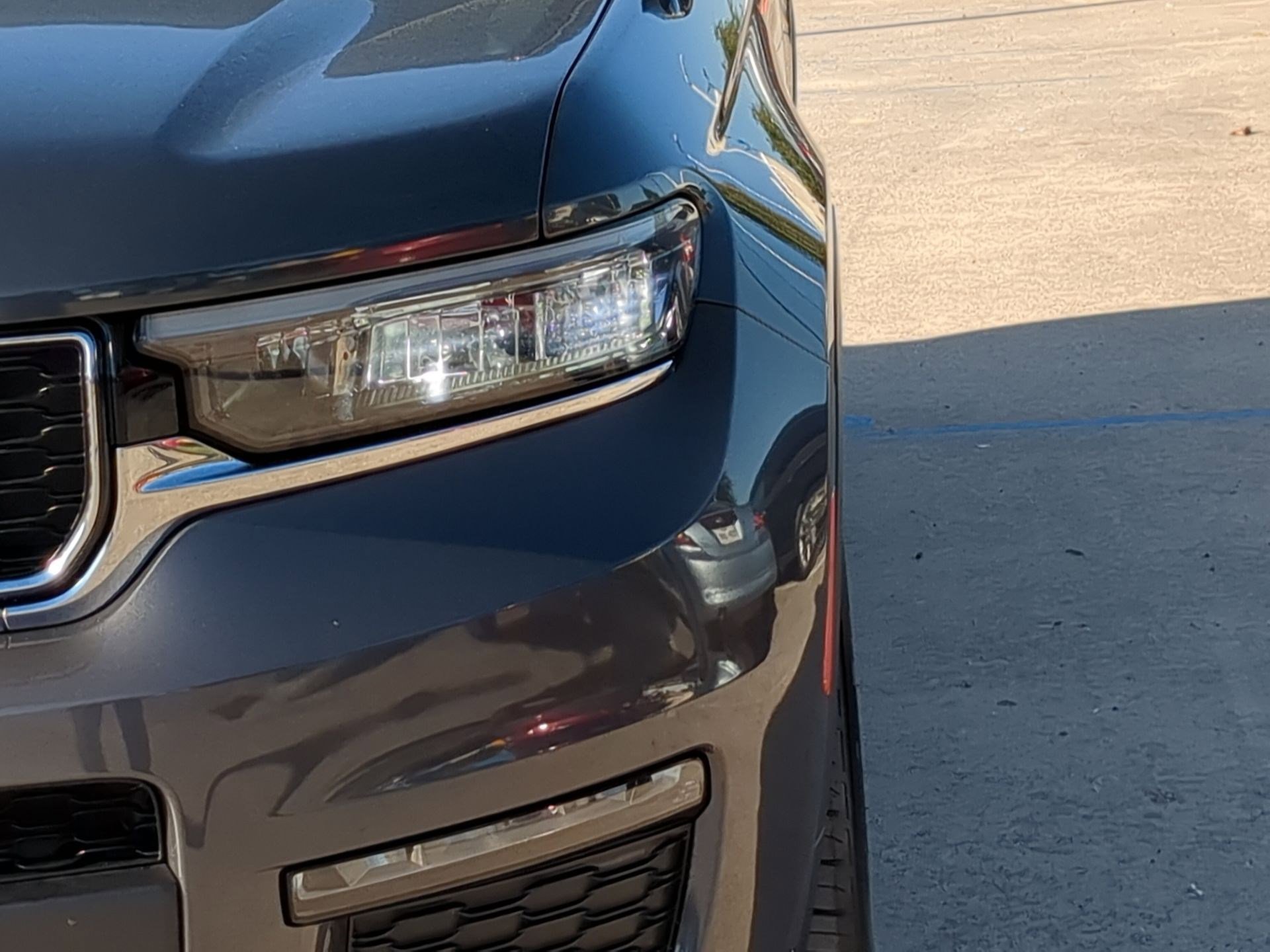 Used 2024 Jeep Grand Cherokee L Limited image 10