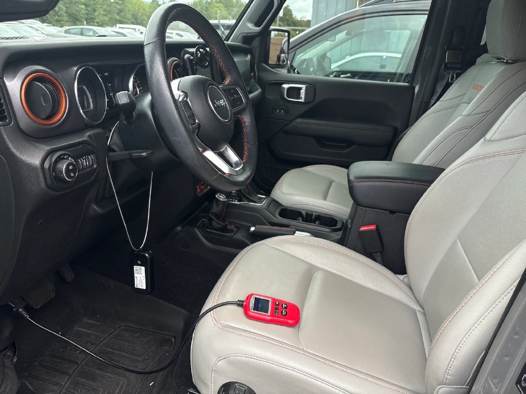 Used 2022 Jeep Gladiator Mojave w/ LED Lighting Group AWD/4WD image 6
