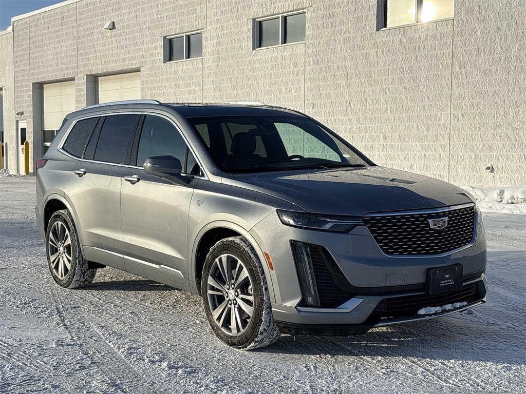 Used 2025 Cadillac XT6 Premium Luxury image 14