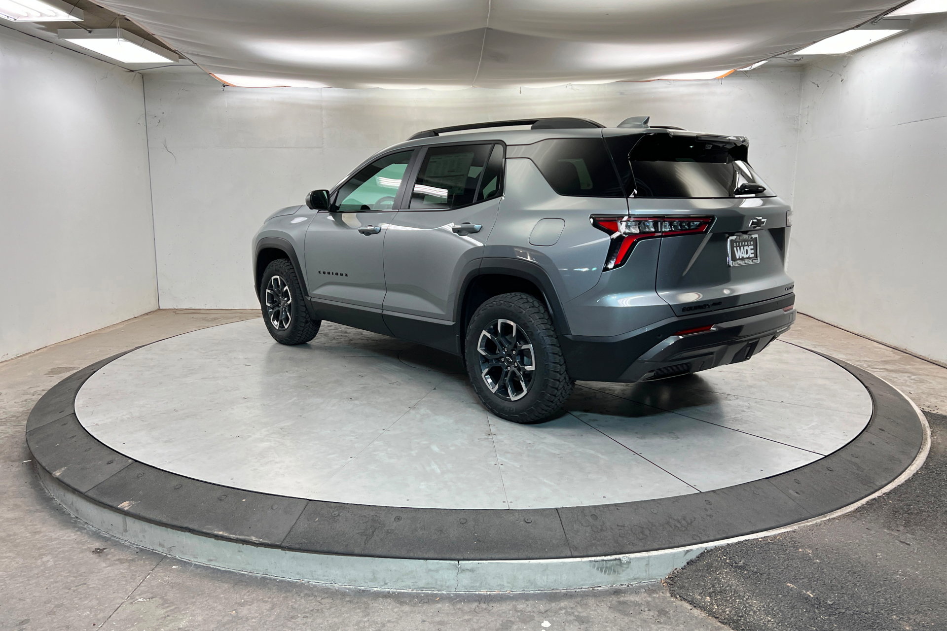 New 2026 Chevrolet Equinox ACTIV w/ Convenience Package III image 3