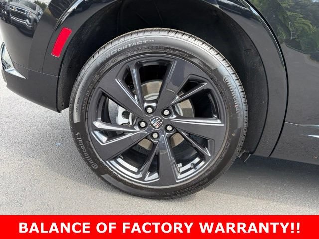Used 2025 Buick Envision Sport Touring AWD/4WD image 7
