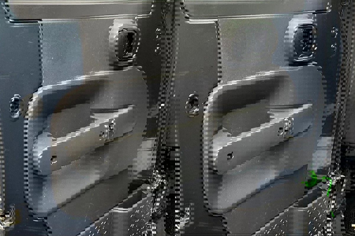 Used 2008 Jeep Wrangler Rubicon w/ PWR Convenience Group image 18