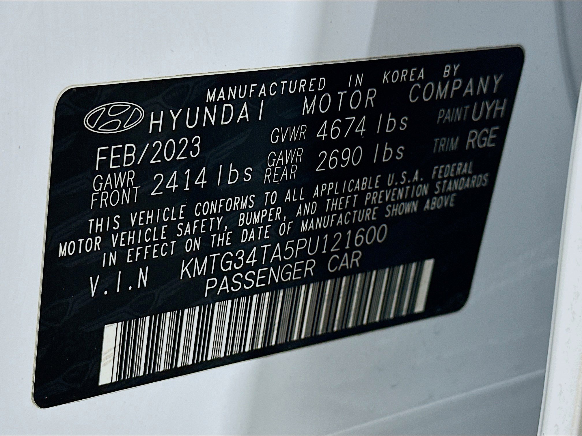 Used 2023 Genesis G70 2.0T w/ Sport Prestige Package image 12