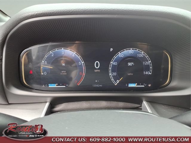 Used 2025 Jeep Wagoneer Series II AWD/4WD image 32