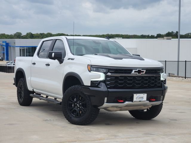 Used 2024 Chevrolet Silverado 1500 ZR2 w/ Technology Package image 1