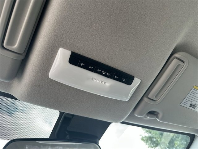 Used 2023 Nissan Versa SV image 16