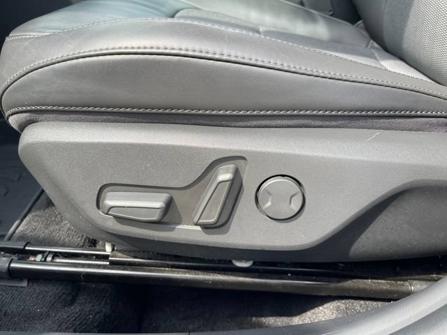 Used 2024 Kia Niro EX FWD image 30