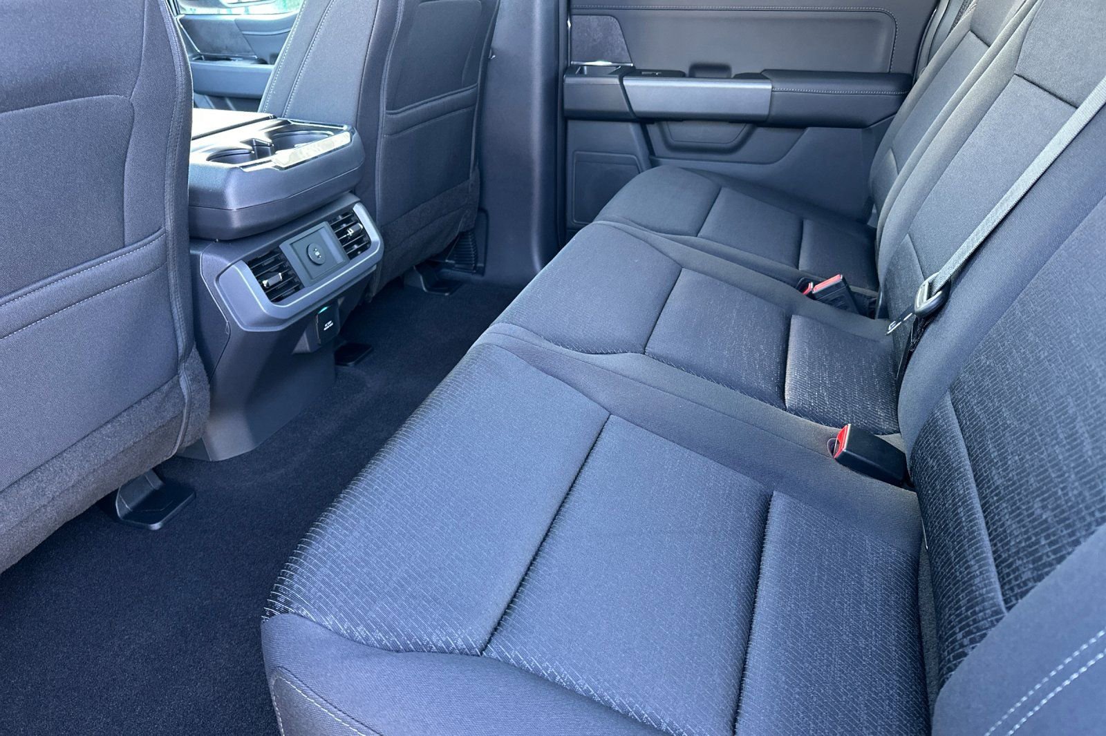 New 2026 Ford F150 XLT w/ FX4 Off-Road Package image 13