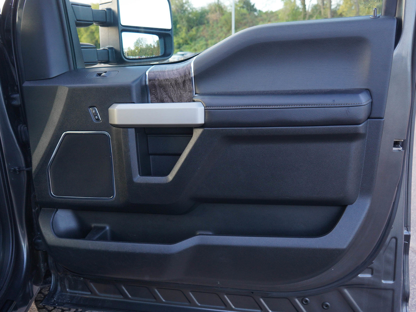 Used 2019 Ford F250 Lariat AWD/4WD image 13