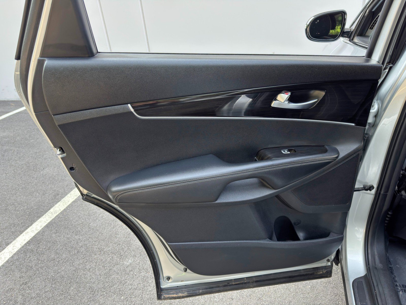 Used 2020 Kia Sorento S FWD image 39