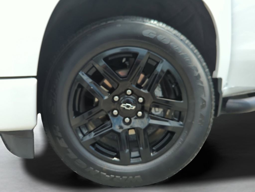 Used 2024 Chevrolet Silverado 1500 Custom w/ Rally Edition RWD image 46