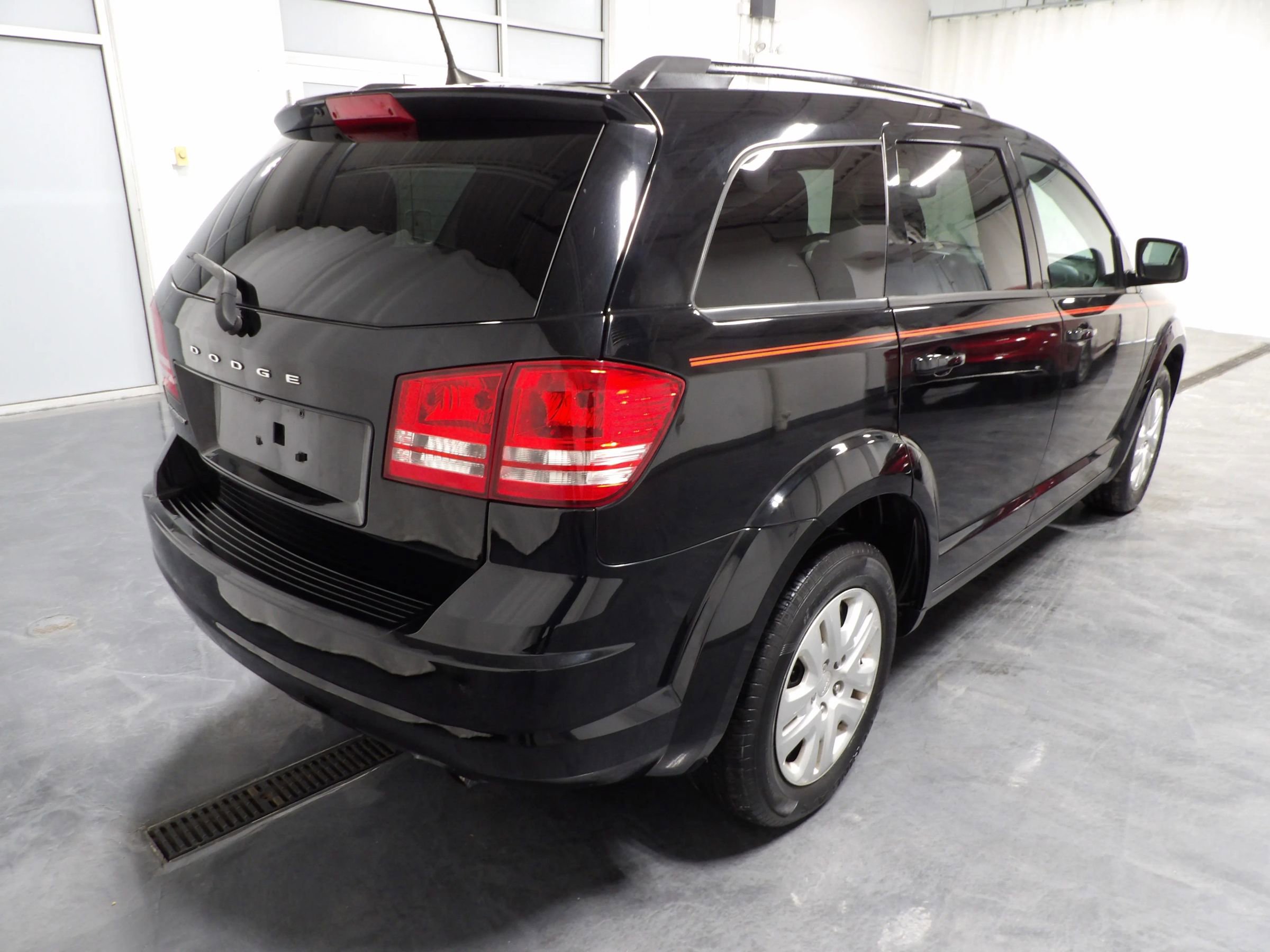 Used 2018 Dodge Journey SE w/ Connectivity Group image 5