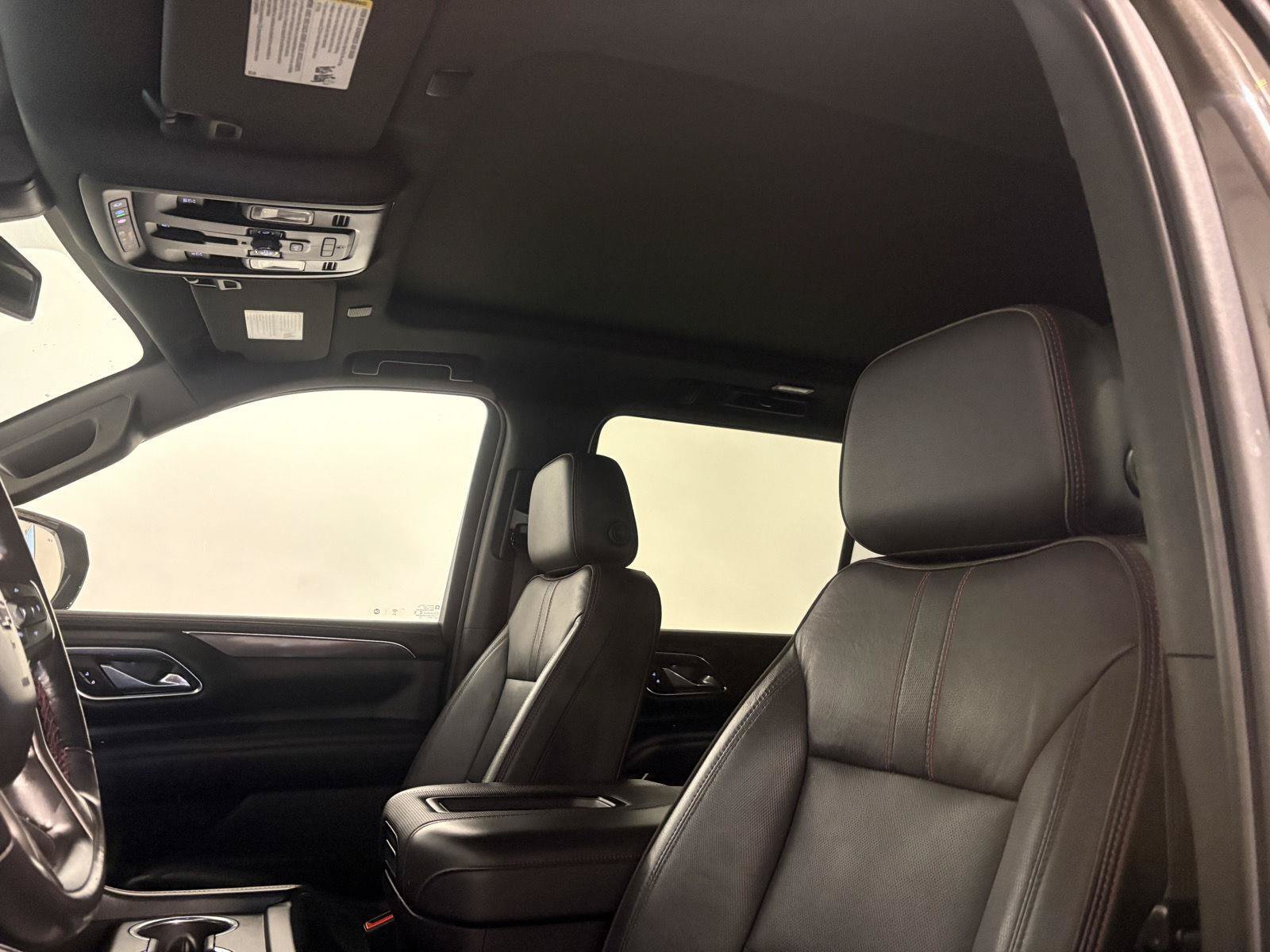 Used 2021 Chevrolet Suburban RST w/ Luxury Package AWD/4WD image 22
