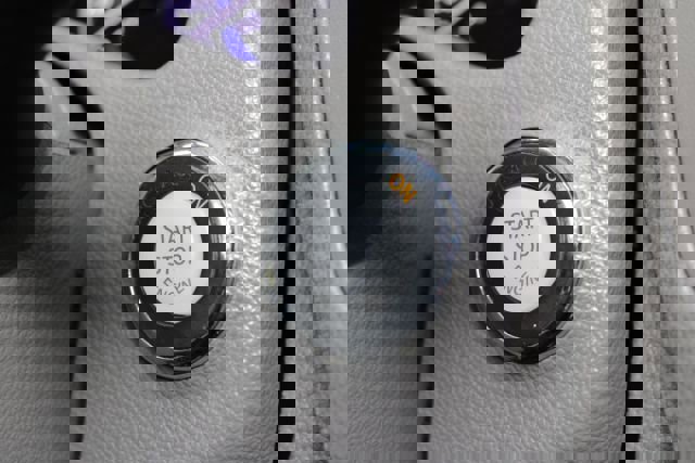 Used 2010 INFINITI G37 Sport w/ Premium Pkg image 23