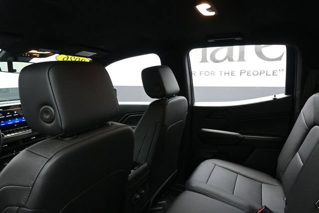 Used 2026 Chevrolet Colorado Trail Boss AWD/4WD image 23