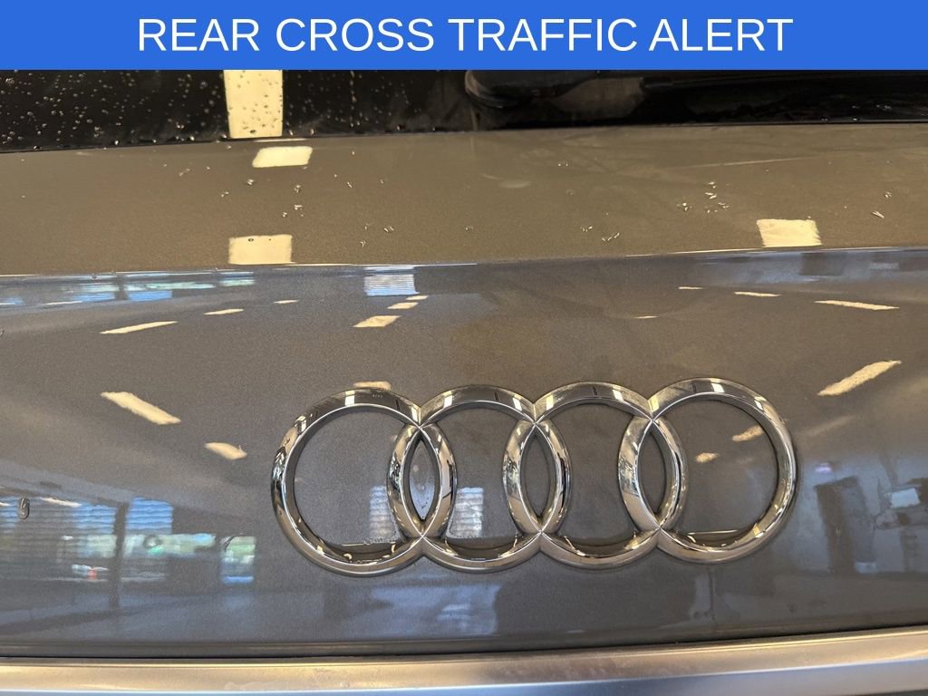 Used 2025 Audi Q5 e Premium Plus w/ Premium Plus Package image 13